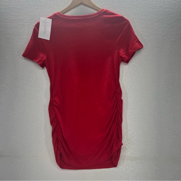 Short Sleeve V-Neck Maternity T-Shirt Isabel Maternity by Ingrid & Isabe|Red XS - Picture 9 of 16